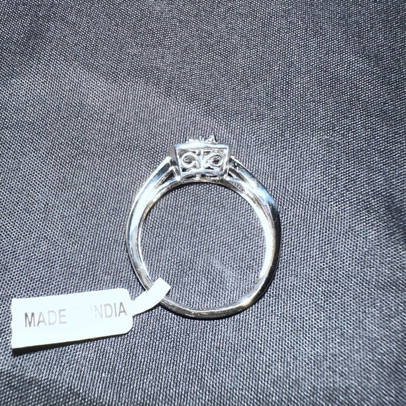 Zales sterling silver quad promise ring. NWT size 9 - Picture 3 of 9